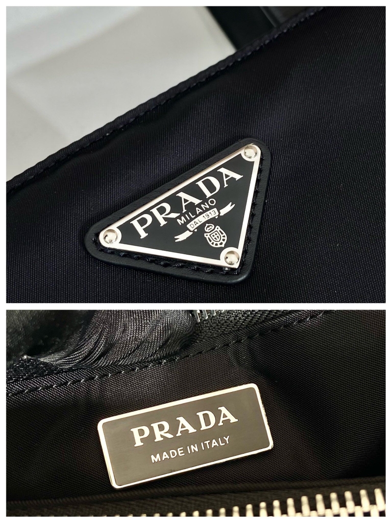 Pra*a tote bags